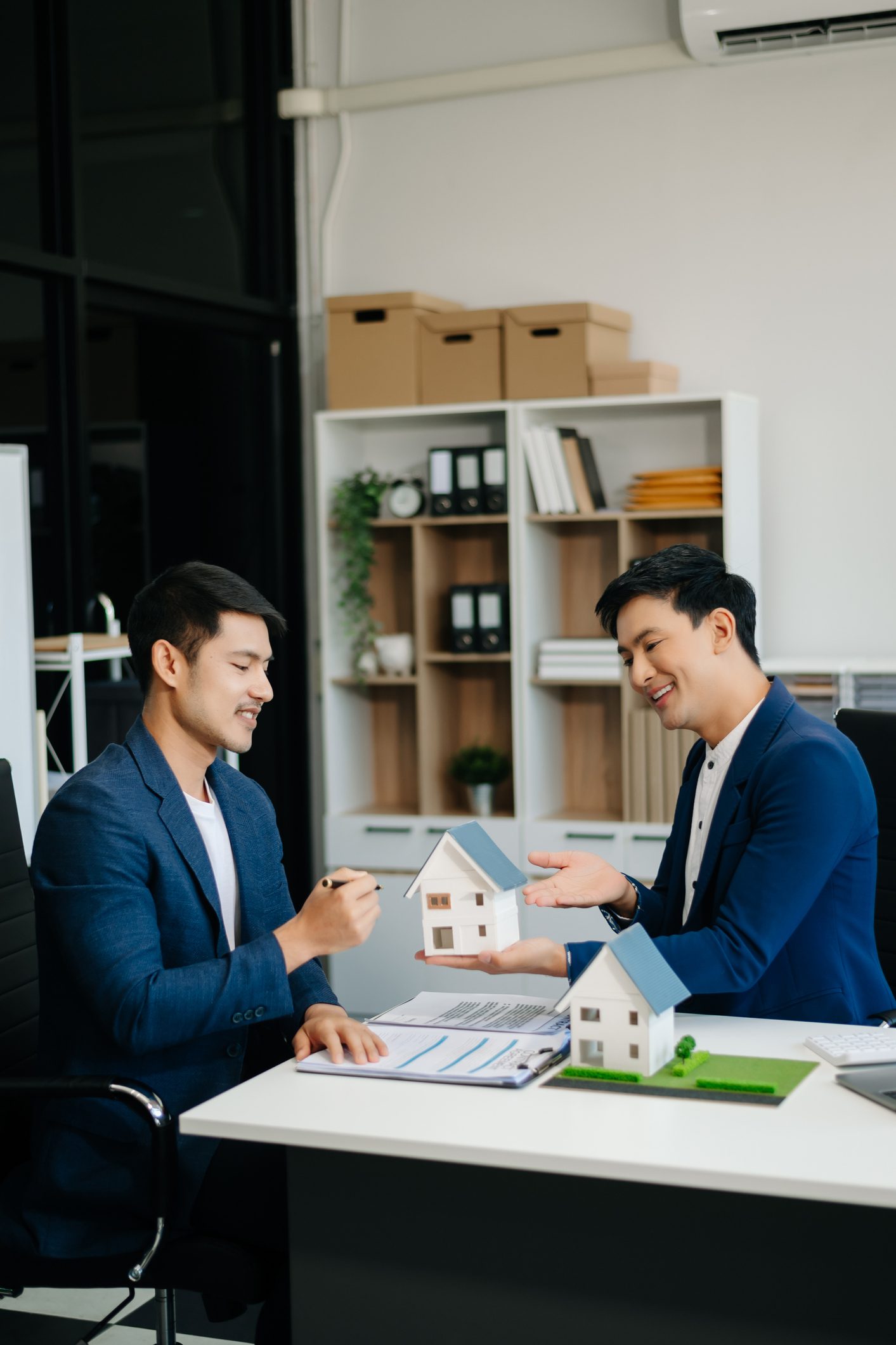 real estate advisers